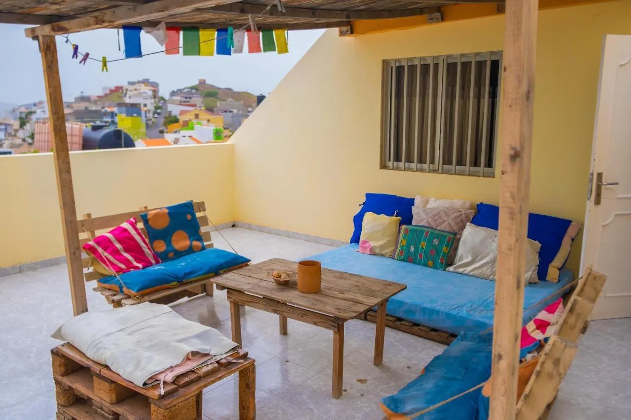 Simabo'S Backpackers' Hostel Mindelo
