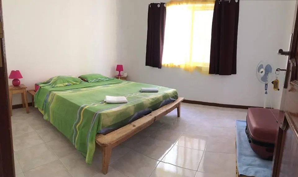Simabo'S Backpackers' Hostel Mindelo Cape Verde