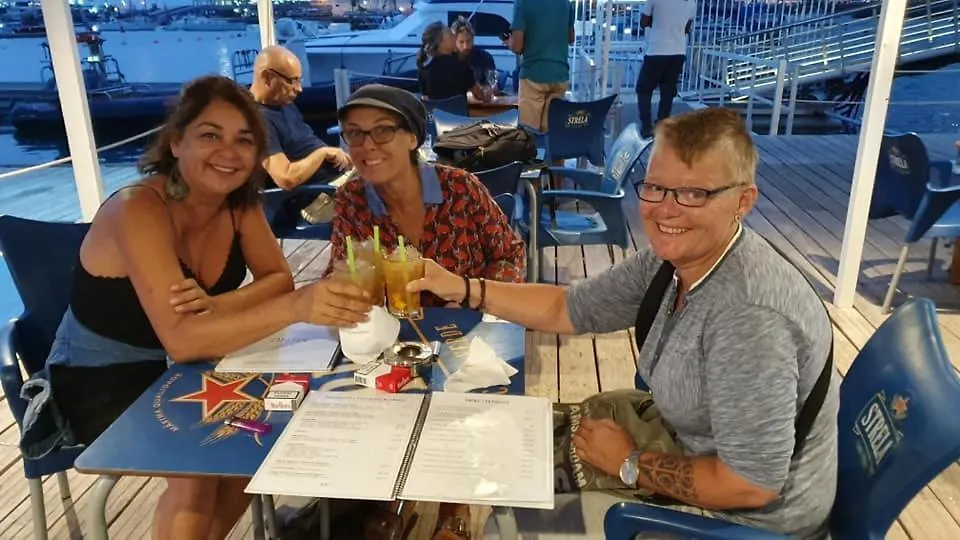 Simabo'S Backpackers' Hostel Mindelo Cape Verde